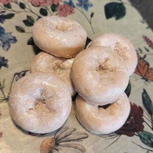 Mainely Melts And Blends "Apple Cider Donut" Wax Melts